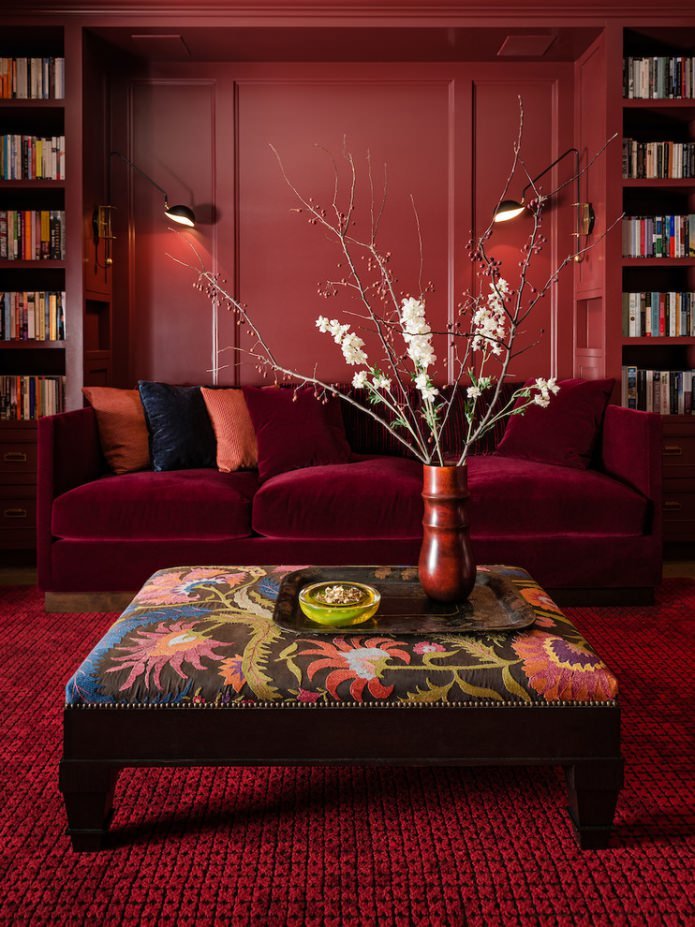 red sofa