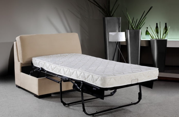 silla plegable de estilo minimalista