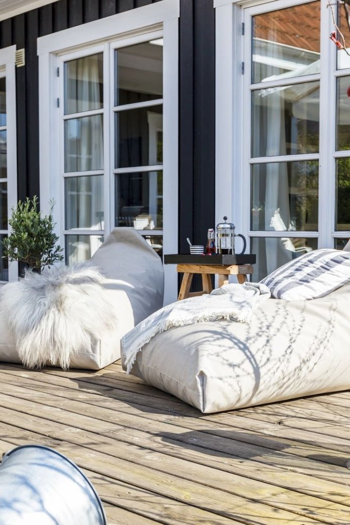 sillones puf para la terraza