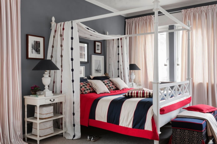 Cama doble con postes