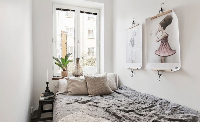 Cama en una habitación estrecha