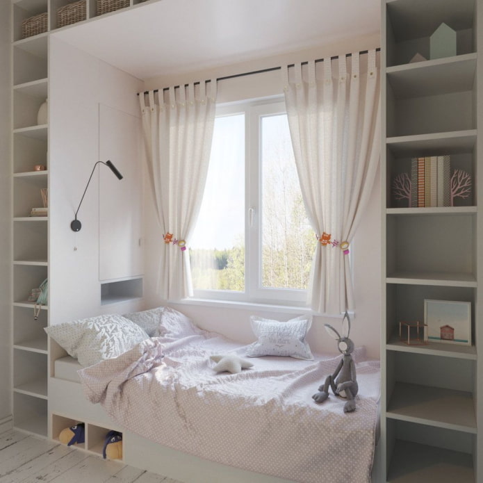 sistema infantil con cama junto a la ventana