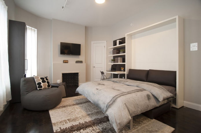Cama transformable en el interior