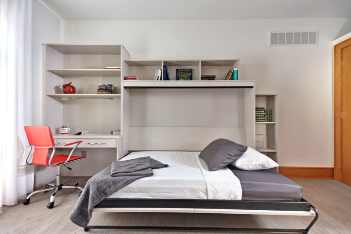 Cama transformable en el interior