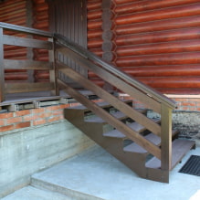 Porche a una casa de madera-5