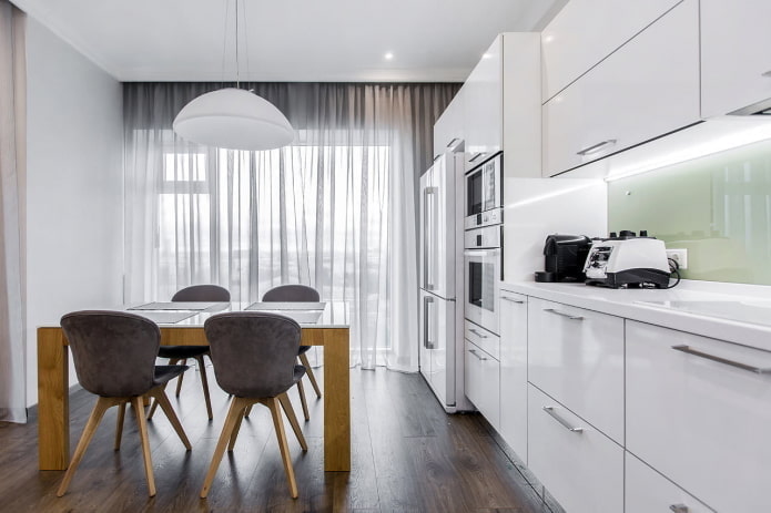 Diseño de ventanas panorámicas en la cocina