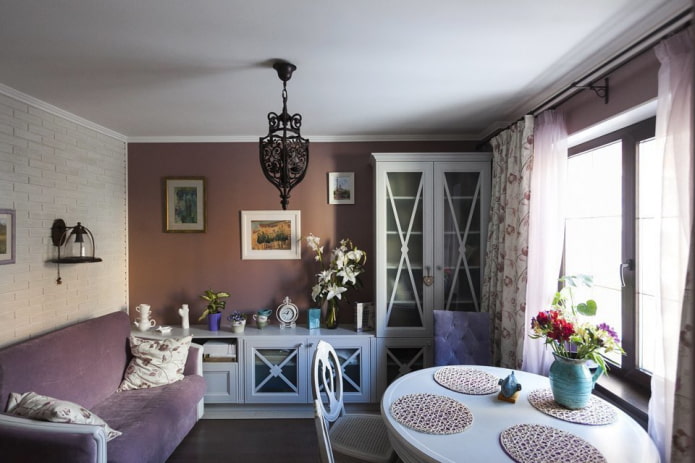 diseño de una pequeña cocina-salón en el Estilo provenzal