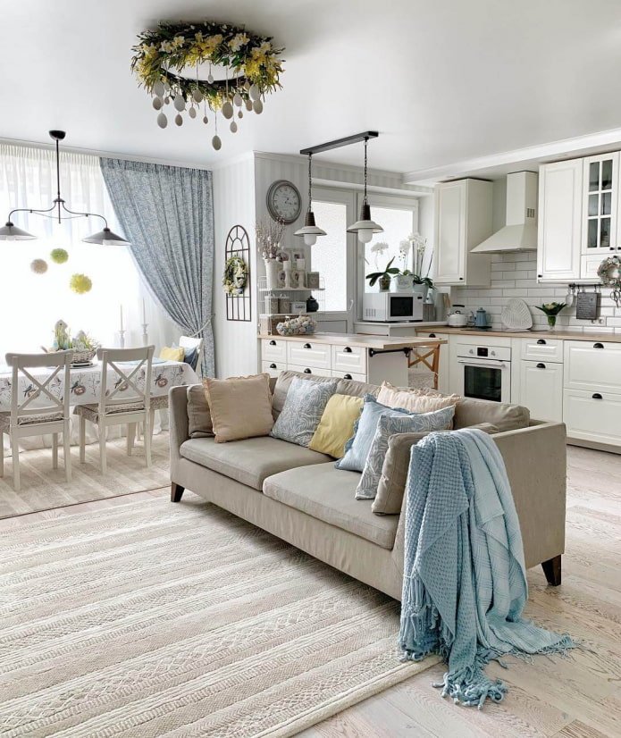 Diseño de interiores de cocina y salón en estilo provenzal