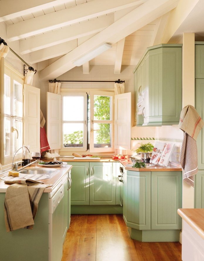 cocina rústica en estilo provenzal