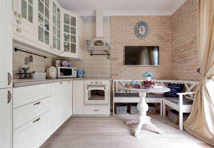 cocina con sofá esquinero