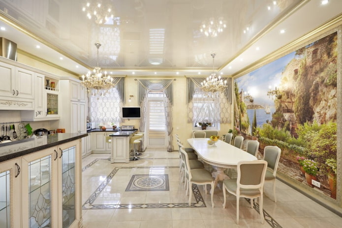 Cocina clásica en el interior de la casa