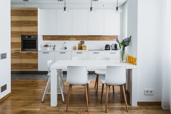 Diseño en blanco y madera
