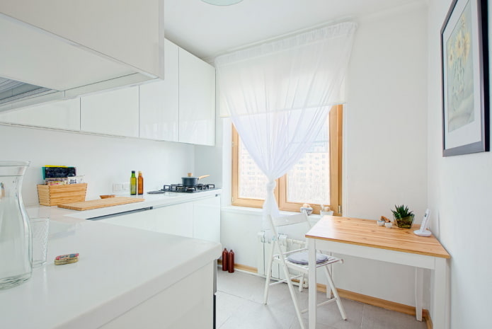 Cocina blanca pequeña
