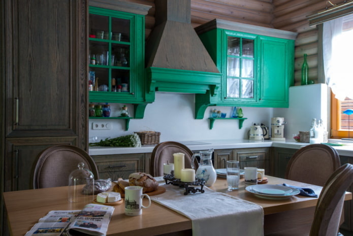 Decoración e iluminación de la cocina en estilo rústico