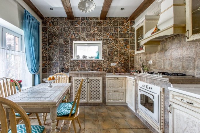 decoración de cocina en estilo provenzal
