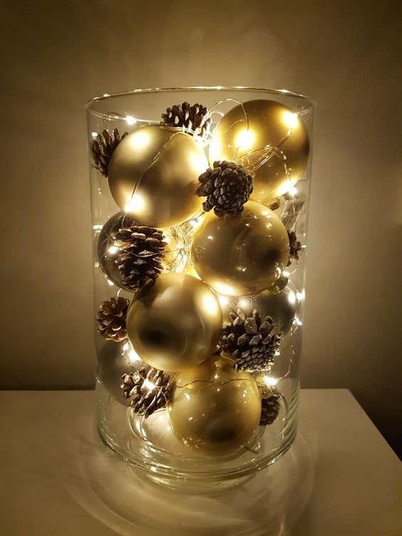 Lámpara de bolas de Año Nuevo