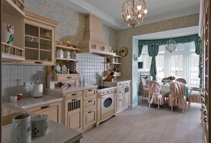 lambrequines en la cocina al estilo provenzal