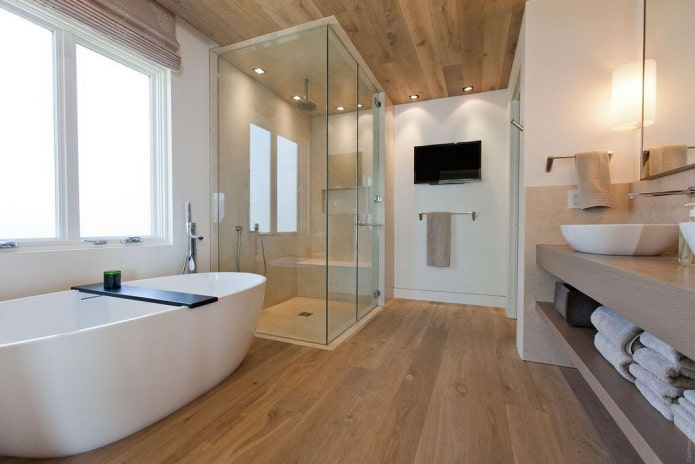 Techo imitación madera en el baño