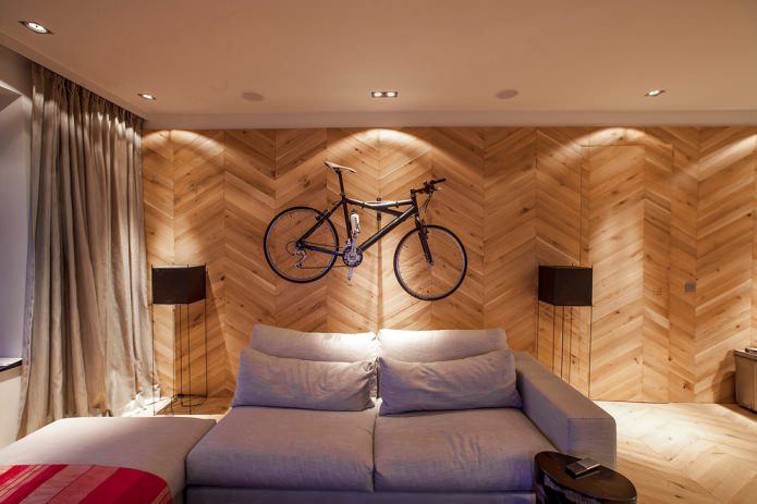 Parquet en la pared del salón