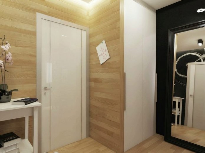 Laminado en una parte de la pared del pasillo
