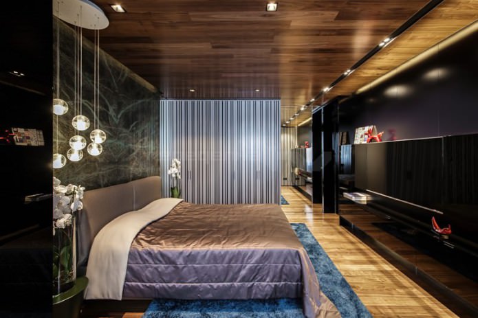 Parquet en el techo del dormitorio
