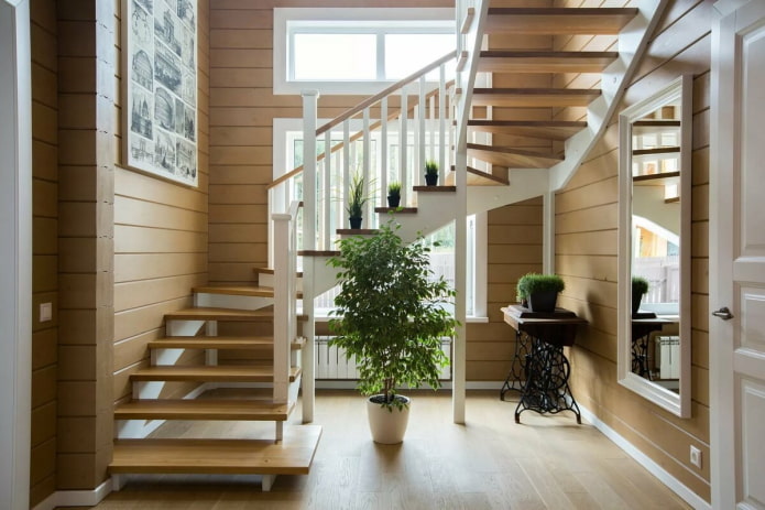 formas de escalera en el interior de la casa
