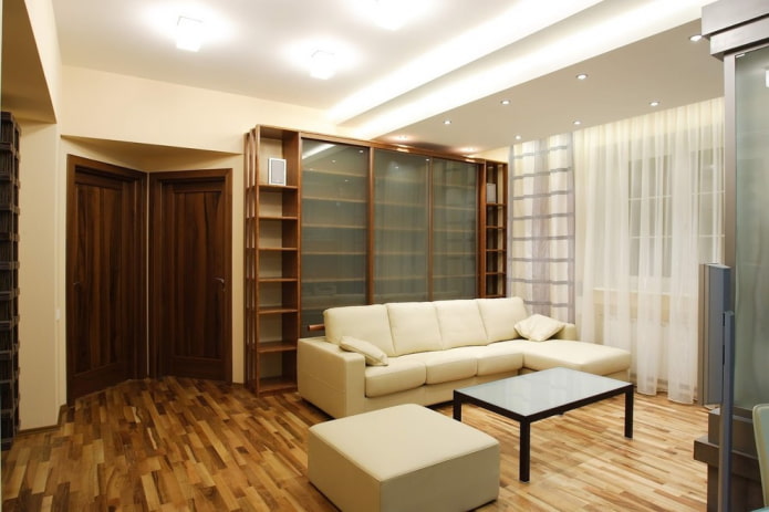 linóleo con imitación laminado en el salón
