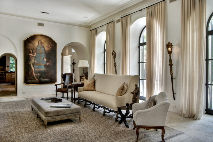 cortinas de lino beige en el salón