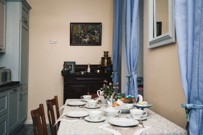 cortinas de lino recogidas con lazos