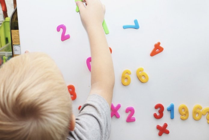 numbers on the fridge