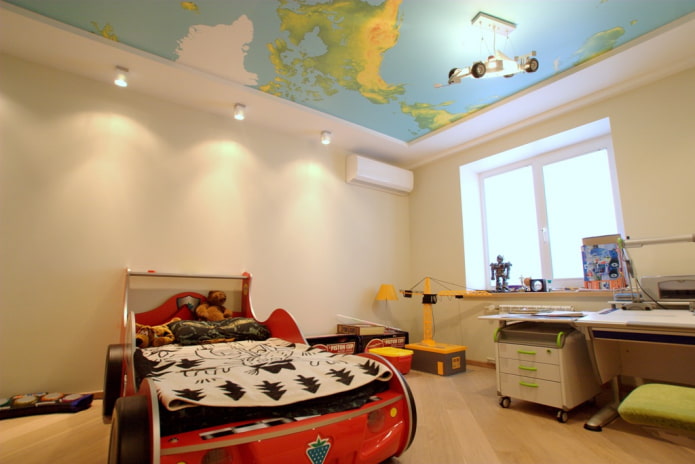techo tensado mate en la habitación infantil
