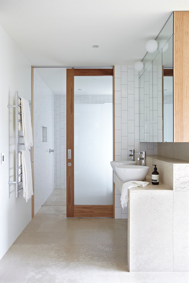 Puertas correderas de cristal en interiores