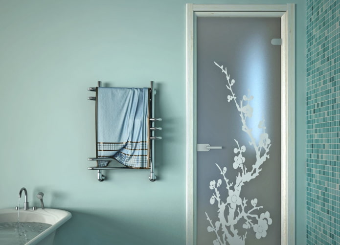 Puertas de cristal con pegatina en el interior
