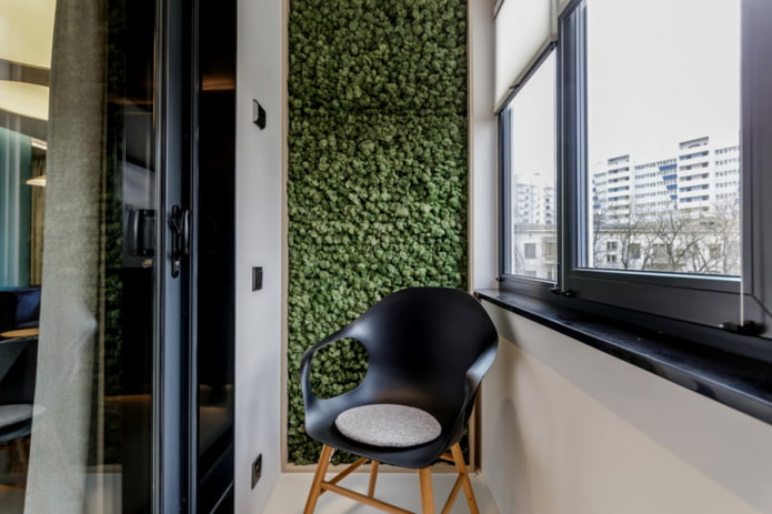 decoración de pared en el balcón