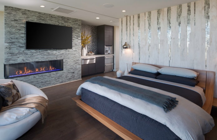 Decoración parcial con mosaico en el interior