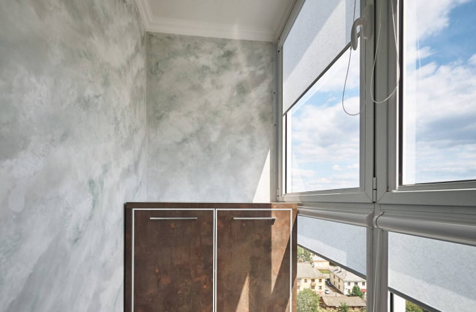 Decoración de pared de balcón de mármol