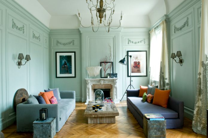living room in mint shades