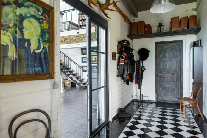 azulejos de suelo en blanco y negro en el interior
