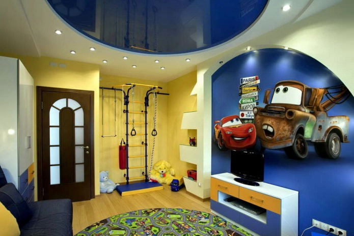 Techo tensado de PVC brillante en azul para habitación de niño