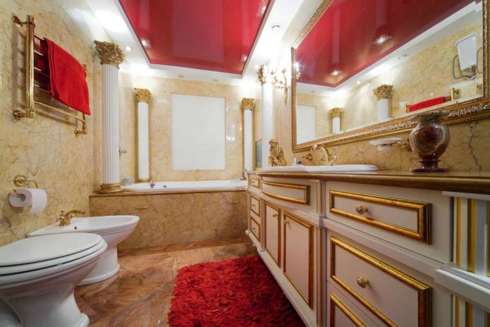 Yeso decorativo veneciano en el baño