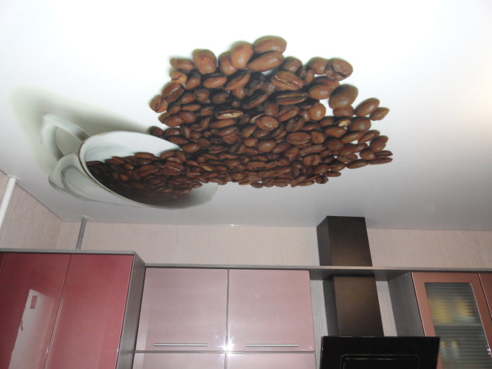 techo con la imagen de café en la cocina