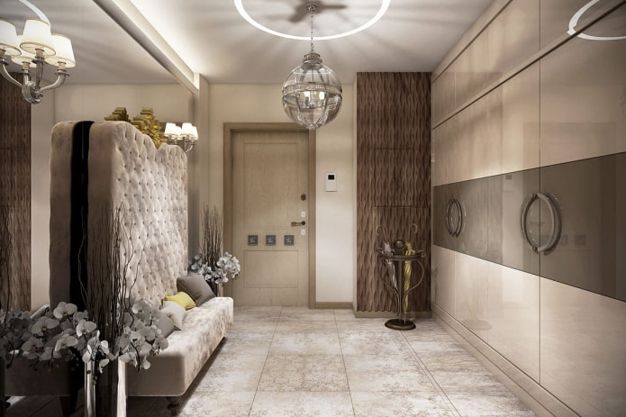 Interior de pasillo en estilo neoclásico