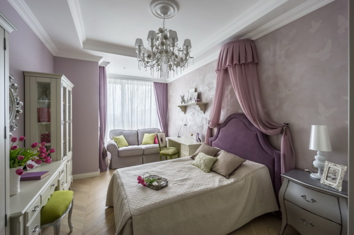 Interior de habitación infantil en estilo neoclásico