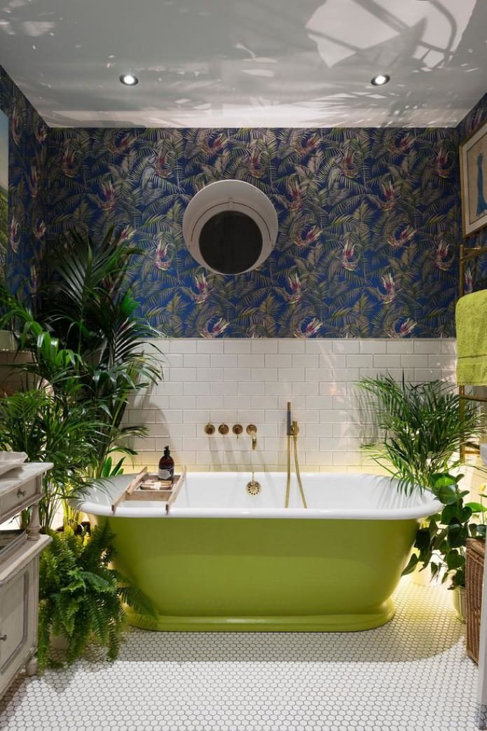 Papel pintado en el baño