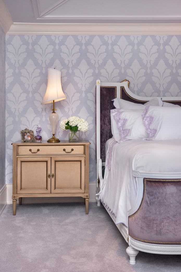 wallpaper with an ornament