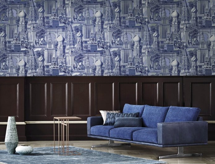 Papel pintado azul con estampado de ciudad en el interior