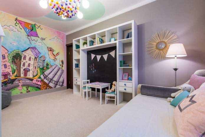 papel pintado con una ciudad de cuento de hadas en el interior