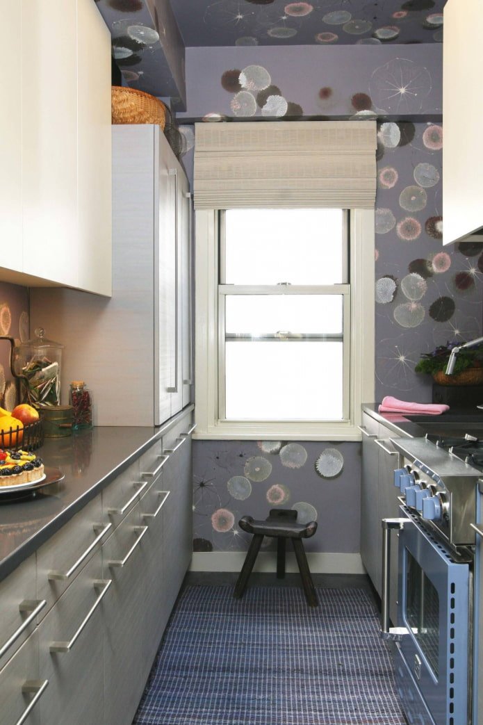 papel pintado del techo en el interior de la cocina
