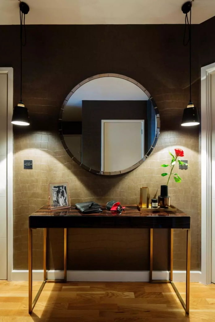 papel pintado de cuero marrón en el interior 