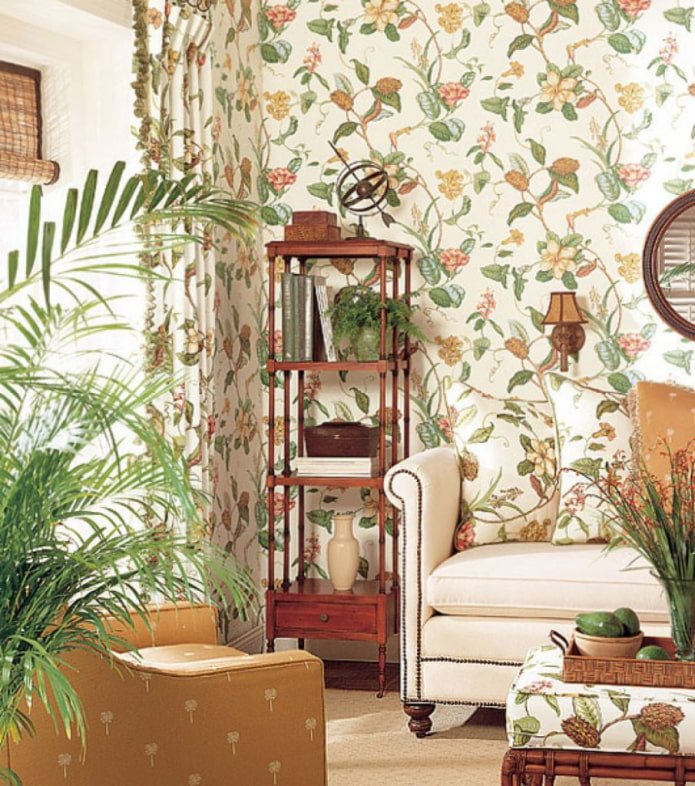 Papel pintado con motivos florales